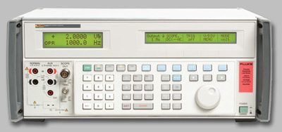 Kalibrator Fluke 5502A